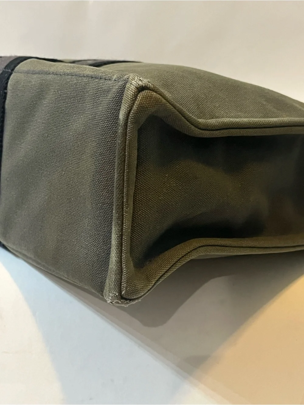 Authentic HERMÈS Fourre Tout MM Canvas Tote | Khaki + Black Stripe | Made in 🇫🇷